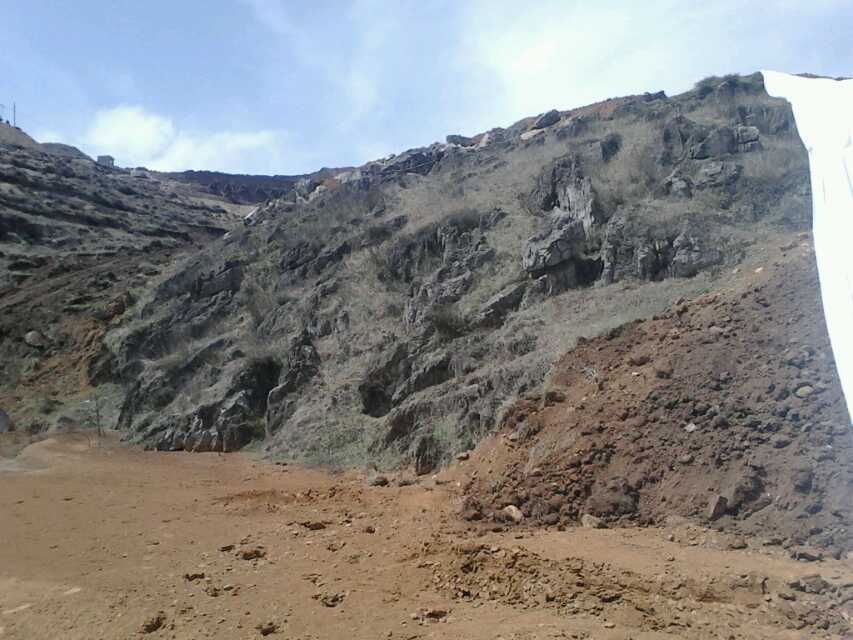 壩坡防浪護坡土工膜施工過程 土工膜價格貴嗎？