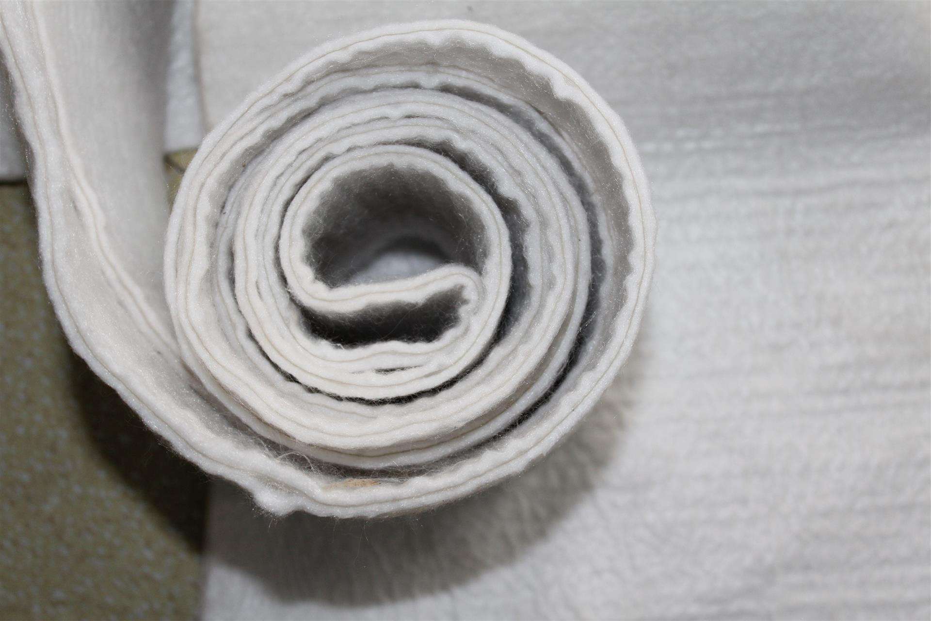 0.4mm兩布一膜施工幅長和幅寬有什么要求？